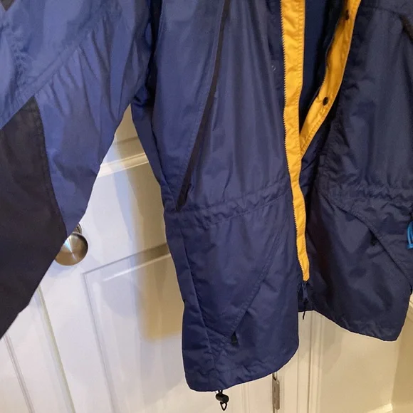 Columbia men’s all weather jacket - Picture 2 of 8